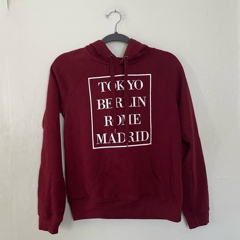 Forever 21 Hoodie Maroon Sightseeing City Graphic Sweatshirt Women’s Size Small - Picture 8 of 8